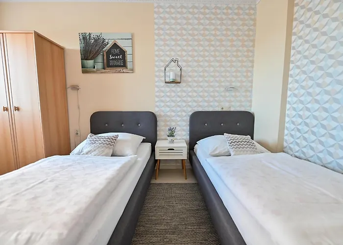 Bellavista 1 Апартаменти Еґер