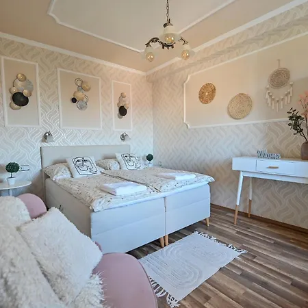 Apartman Bellavista 1 *